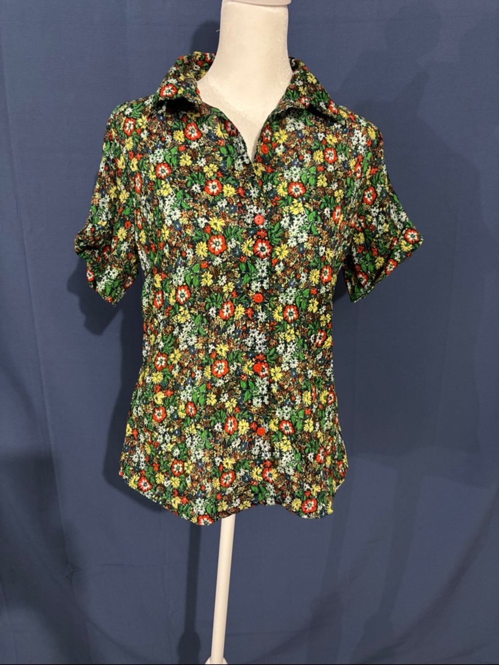 Floral Button-Down Short Sleeve Shirt in Green